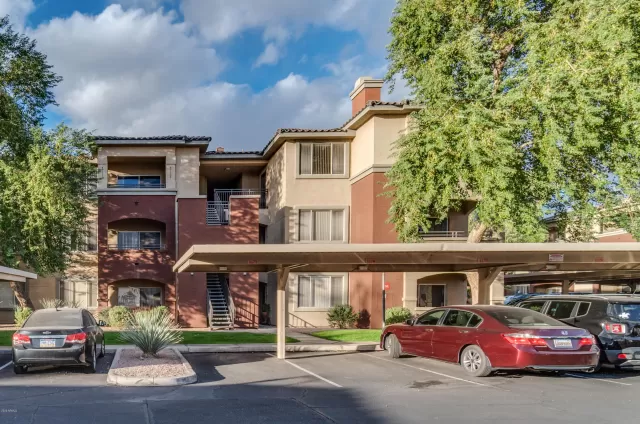 MLS: 6158477 Condo For Sale