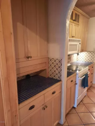 Photo #5: 6158692 Listing