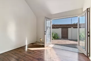 Photo #3: 6158708 Listing