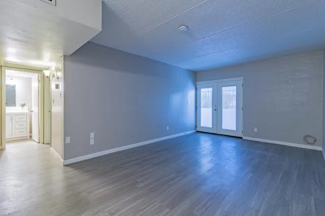 MLS: 6158718 Condo For Sale