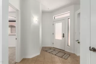 Photo #5: 6158722 Listing