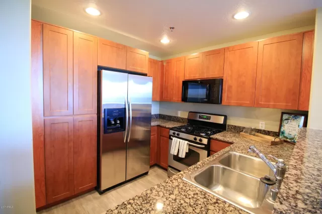 MLS: 6158811 Condo For Sale