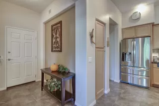 Photo #3: 6158820 Listing