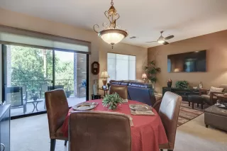 Photo #6: 6158820 Listing