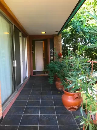 More Details about MLS # 6158990 : 115 E PALM LANE#D
