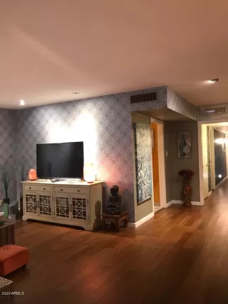 Photo #5: 6158990 Listing 