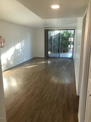 Photo #3: 6159005 Listing