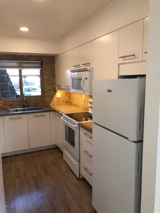 Photo #5: 6159005 Listing