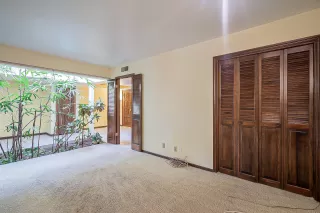 Photo #3: 6159021 Listing