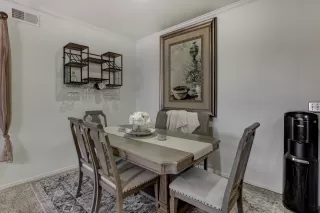 Photo #6: 6159034 Listing