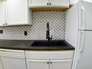 Photo #3: 6159296 Listing