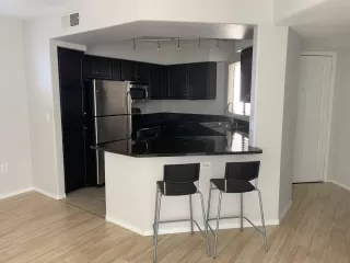 Photo #2: 6159307 Listing