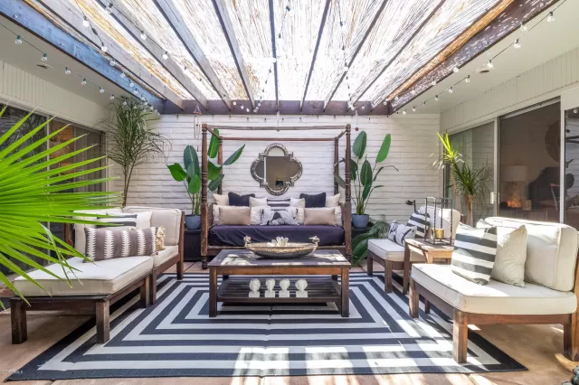 MLS: 6159308 Condo For Sale