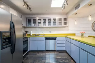 Photo #3: 6159308 Listing