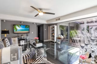 Photo #5: 6159308 Listing