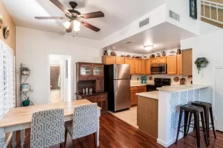 Photo #3: 6159356 Listing