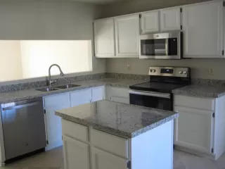 Photo #2: 6159361 Listing 