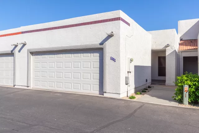 MLS: 6159395 Condo For Sale