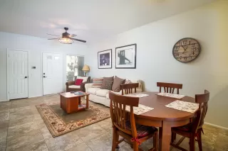 Photo #3: 6159413 Listing