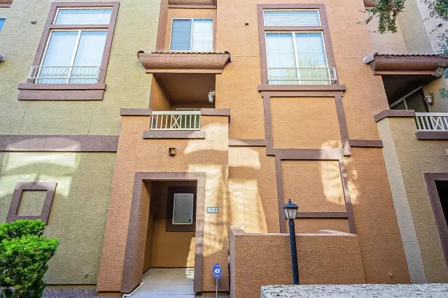 MLS: 6159758 Condo For Sale