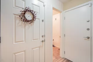 Photo #3: 6159758 Listing 