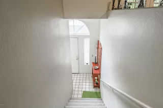 Photo #5: 6159848 Listing