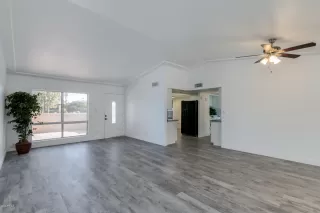 Photo #4: 6160004 Listing