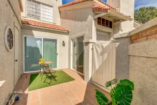 Photo #1: 6160029 Listing