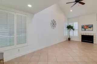 Photo #3: 6160029 Listing