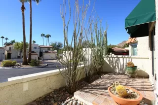 Photo #4: 6160039 Listing