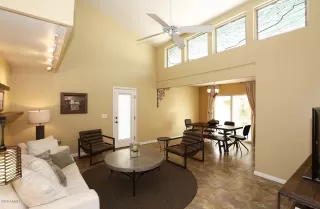 Photo #6: 6160039 Listing