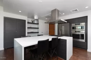 Photo #4: 6160150 Listing 