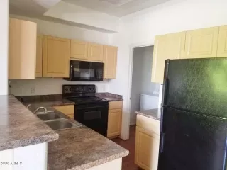 Photo #4: 6160202 Listing