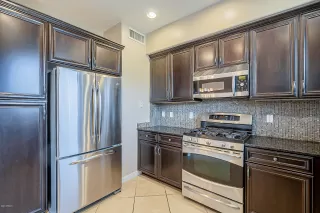 Photo #4: 6160217 Listing