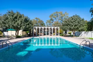 Photo #5: 6160423 Listing