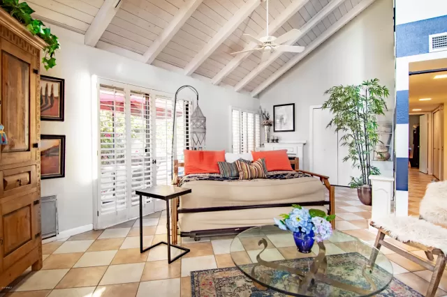 MLS: 6160493 Condo For Sale