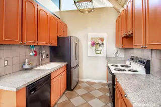 Photo #2: 6160493 Listing