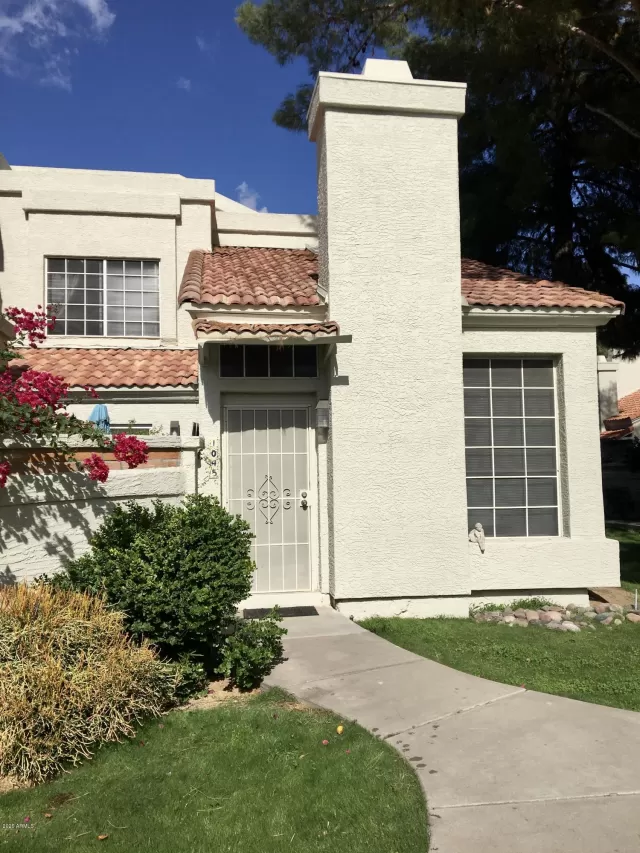 MLS: 6160501 Condo For Sale