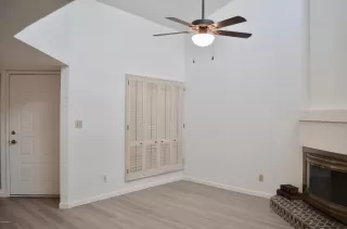 Photo #5: 6160559 Listing