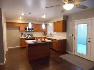 Photo #2: 6160666 Listing