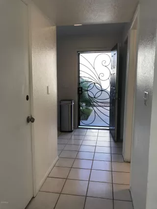 Photo #5: 6160702 Listing