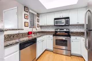 Photo #1: 6160728 Listing 