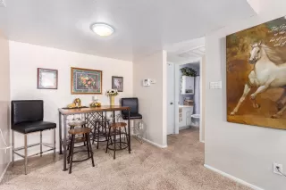 Photo #4: 6160728 Listing 