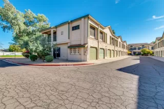 Photo #2: 6160745 Listing