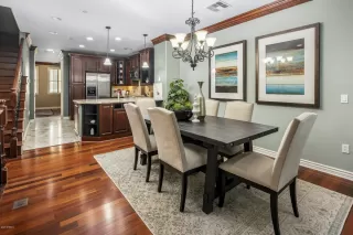 Photo #5: 6160763 Listing