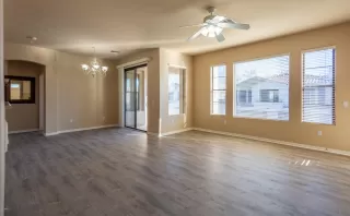 Photo #2: 6160993 Listing