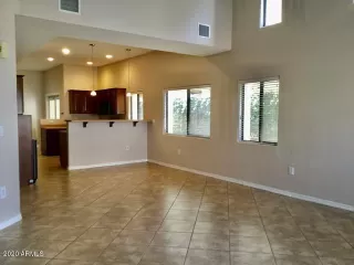 Photo #5: 6161021 Listing 