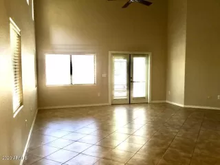 Photo #6: 6161021 Listing 