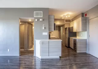 Photo #2: 6161352 Listing 