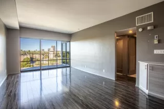 Photo #3: 6161352 Listing 